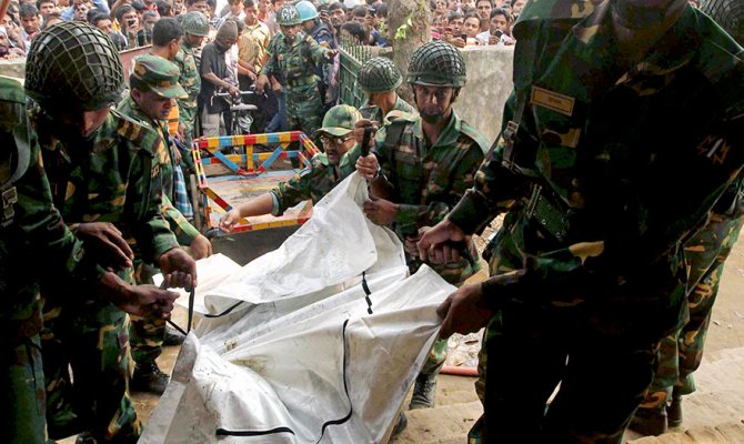 Жертвами торнадо в Бангладеш стали 10 человек, около 500 ранены - фото 1