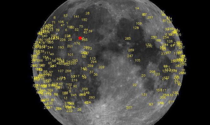 Астрономы зафиксировали самый мощный за 8 лет удар метеорита по Луне - фото 1