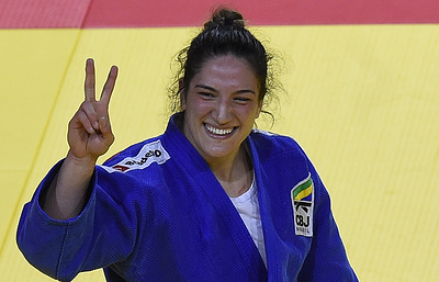 Бразильская дзюдоистка Агияр стала двукратной чемпионкой мира в весе до 78 кг